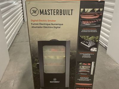 Masterbuilt Digital Electric Smoker with Window and Legs