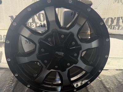 Brand new Moto Metal MO970 17x8 6 lug wheels