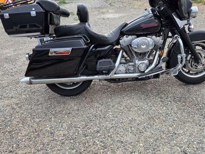 Harley-Davidson FLHT Electra Glide Classic Motorcycle 78,601 Miles Black with Passenger Seat