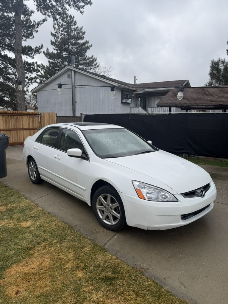 2004 HONDA ACCORD