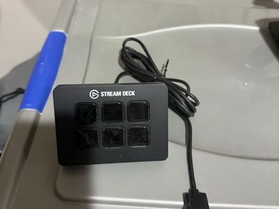 Elgato Stream Deck Mini - 6 Programmable Macro Keys for Streaming & Content Creation