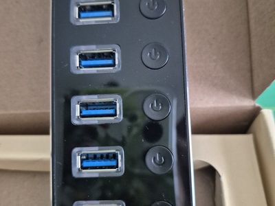 Atolla D2 Powered USB 3.0 Hub 4 Data Ports + 1 Smart Charging Port