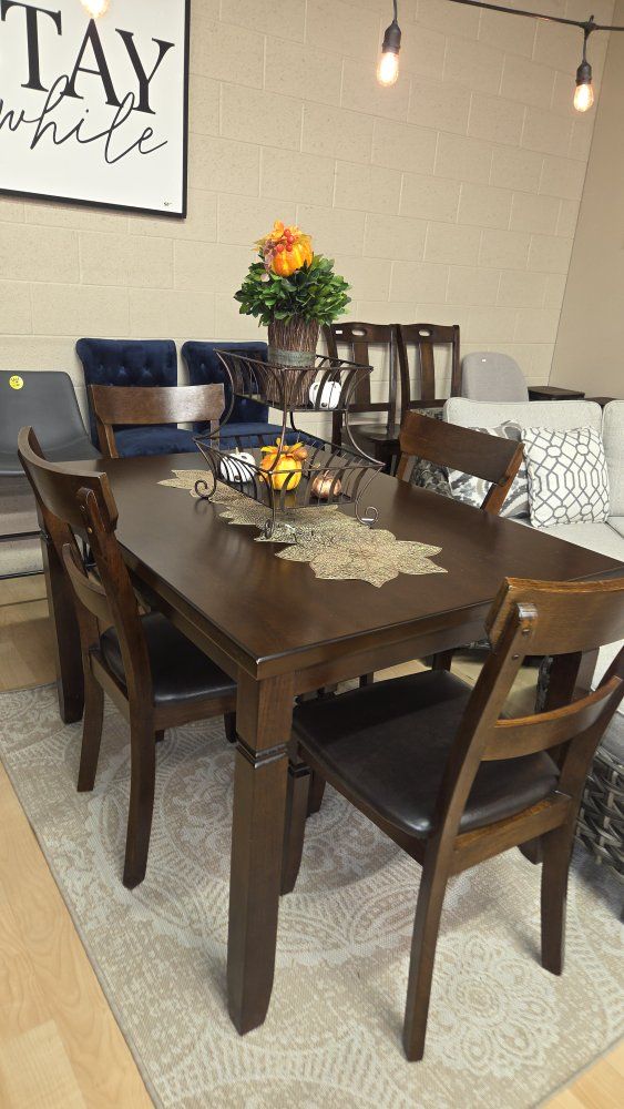 Beautiful Dark Wood 5-Piece Dining Set - Great Condition!