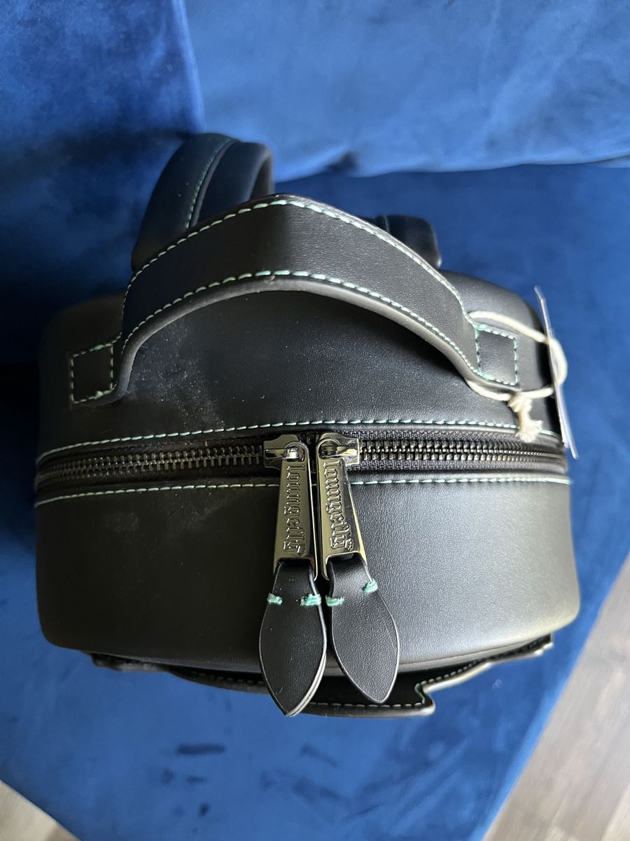Main image 6