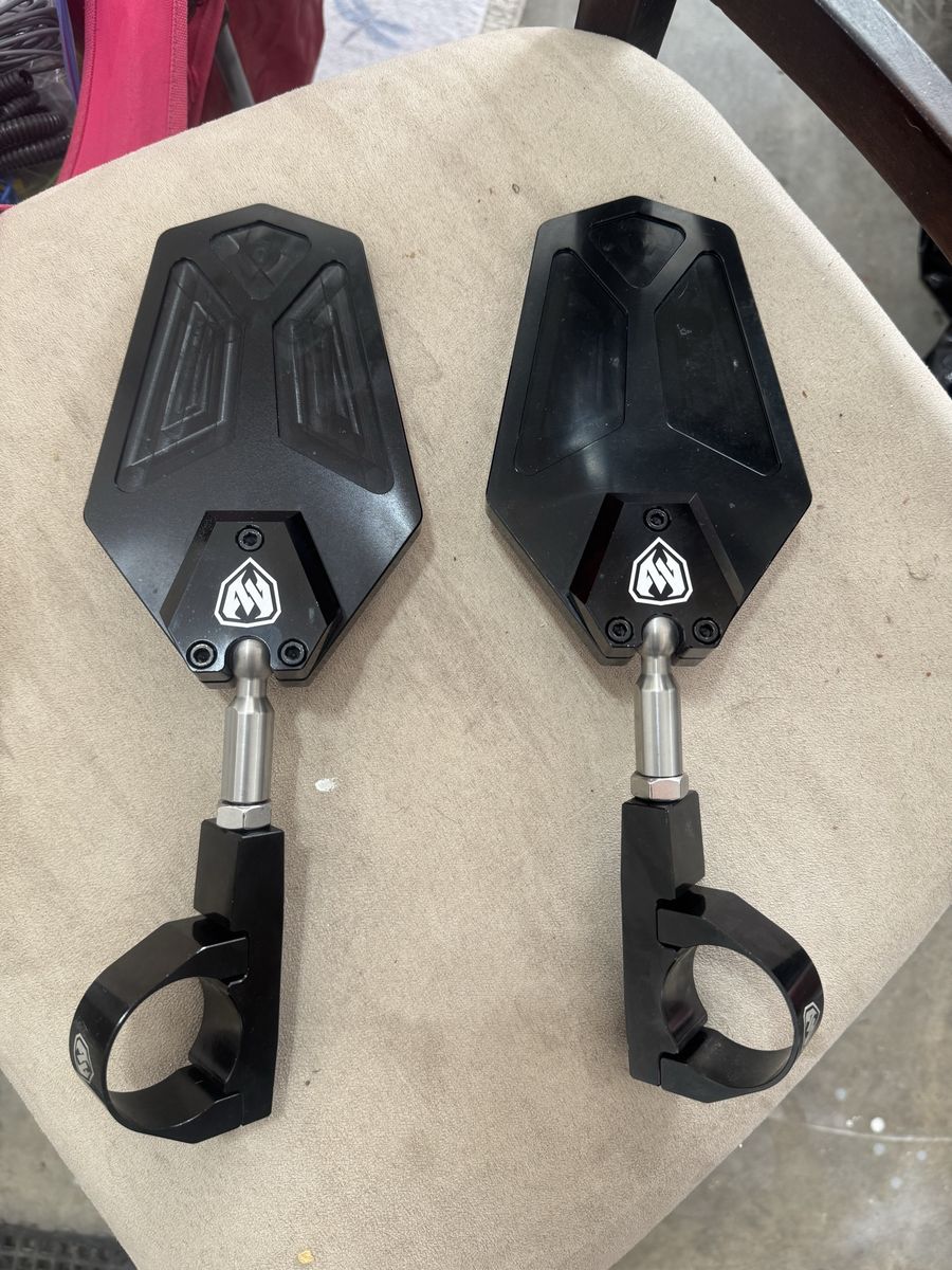 Moto armor 1.75 mirrors
