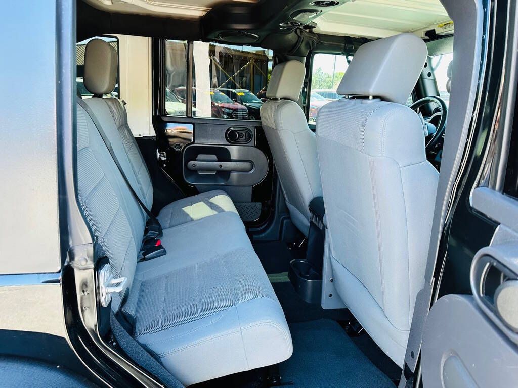 Main image 15