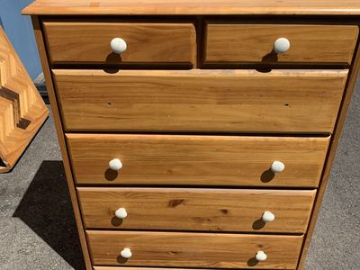 Dresser drawers