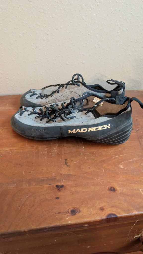 Mad Rock Lace Up Climbing Shoes Size US 8