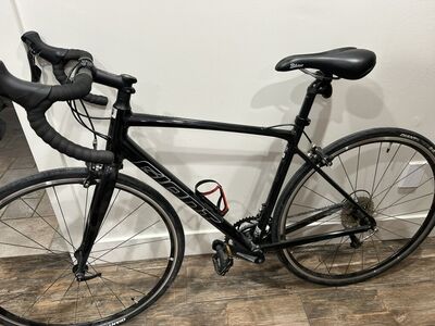 Giant Road Bike Contend 3 (M)