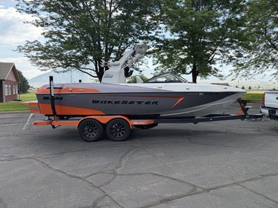 2016 Malibu 23LVS