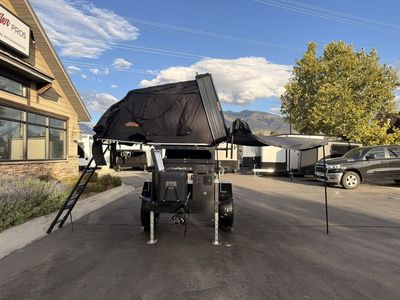 JEEP® Overland Off-Road Base Camp Travel Trailer Mission Xpedition ADDAX 2026