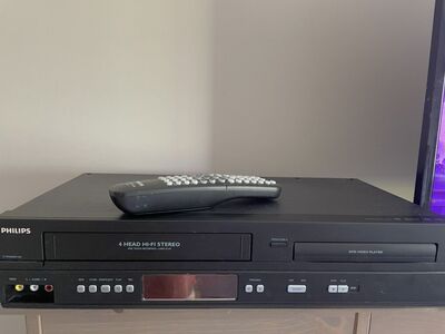 Philips Dvp3345v/f7 Dvd Vcr Combo Like New
