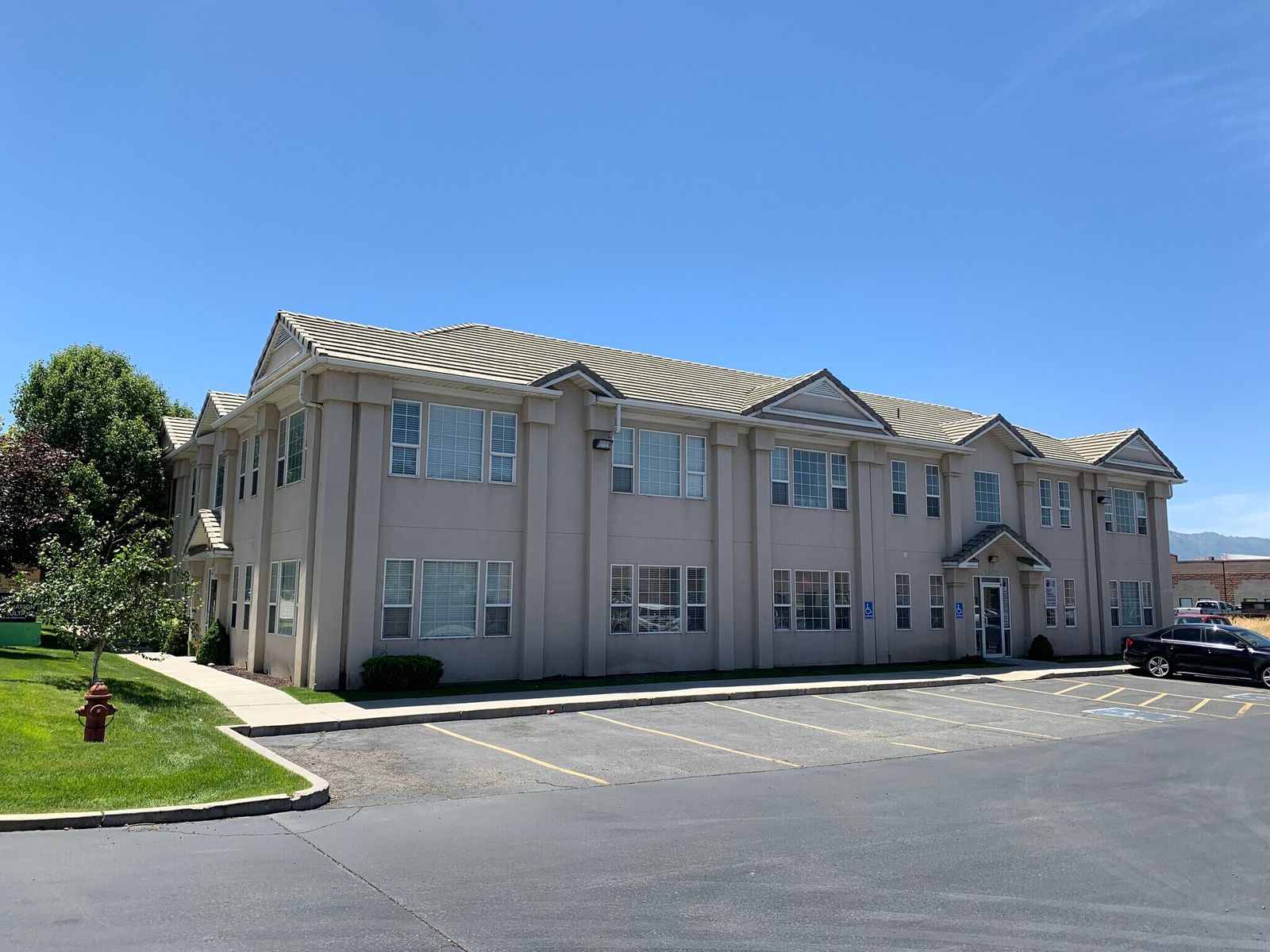 EXECUTIVE OFFICE FOR LEASE — 2708 S Redwood Road