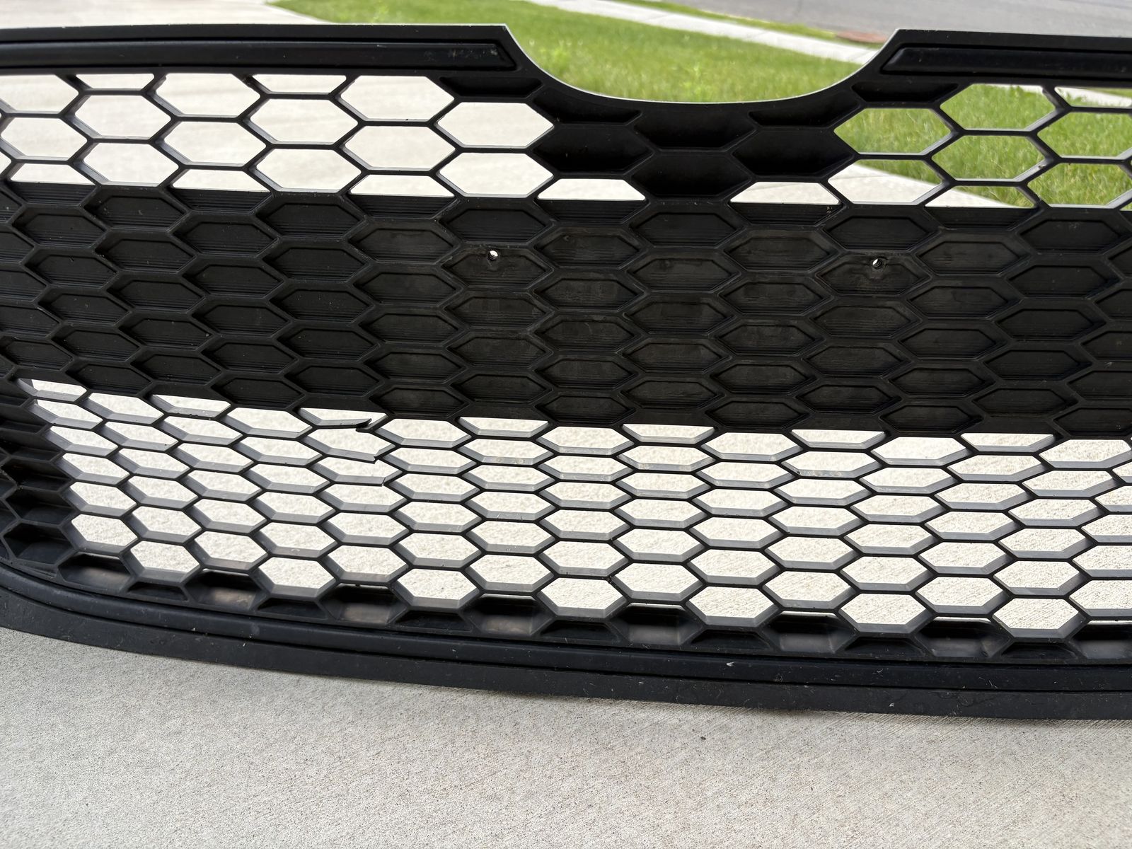 2020 Toyota Corolla Front Bumper Grille -Great Condition!