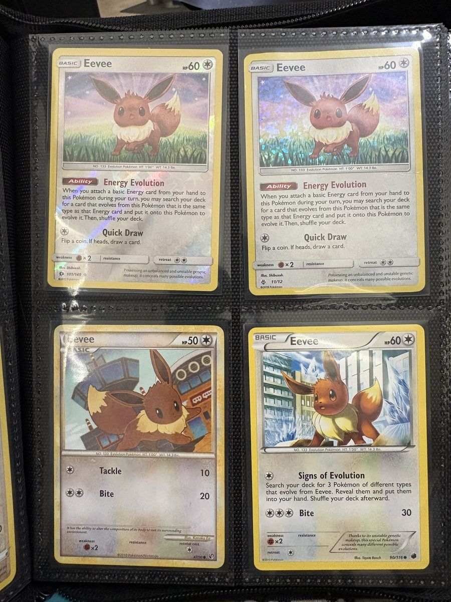 39 Evee and evolution cards. 