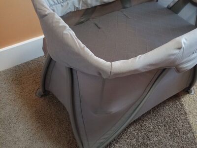 High Quality Portable Playard/Bassinet