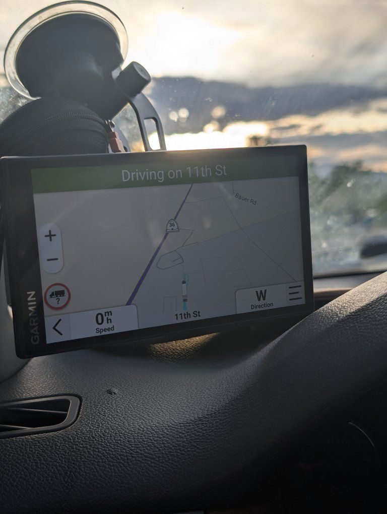garmin dezl otr 620 truck gps