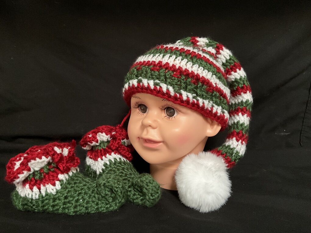 Christmas Elf Beanie With Elf Slippers