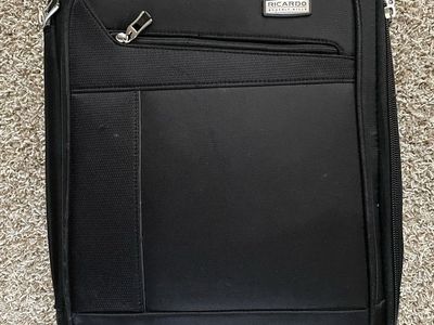 Ricardo Beverly Hills Black Softside Carry-On Rolling Suitcase Luggage Travel Bag