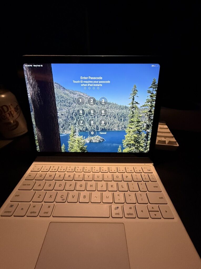 Ipad 11th 256g With Keyboard