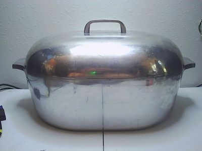 Vintage Magnalite GHC Large Dutch Oven Roaster Pan W/Trivet