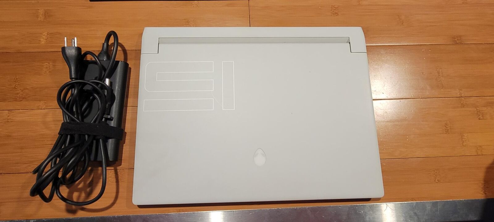 Alienware X15 R1 Gaming Laptop