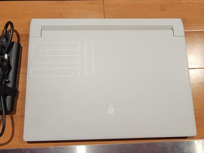 Alienware X15 R1 Gaming Laptop