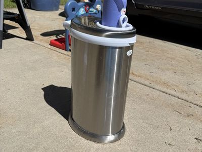 Ubbi Diaper Trash with roll of bags