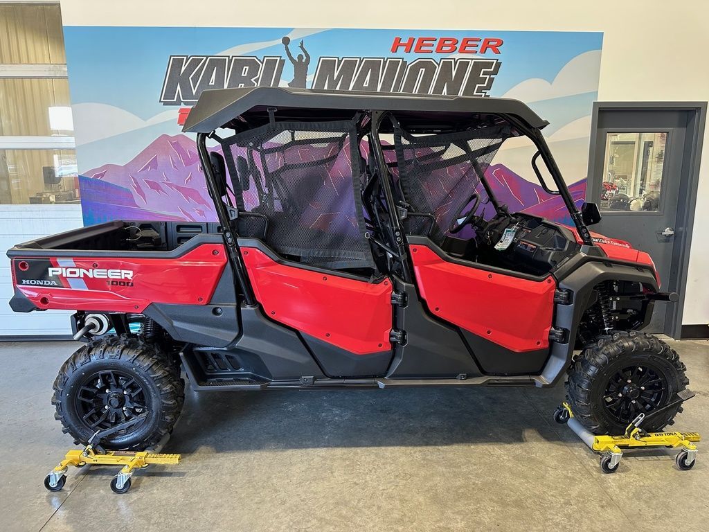 2025 Honda® Pioneer 1000-6 Deluxe Crew