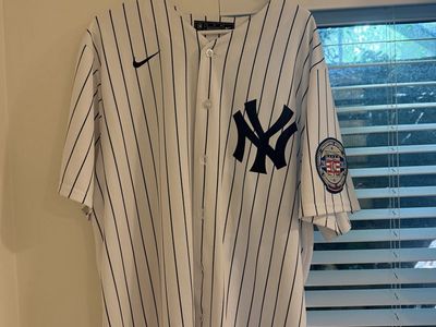 Derek Jeter Hall Of Fame Patch Jersey
