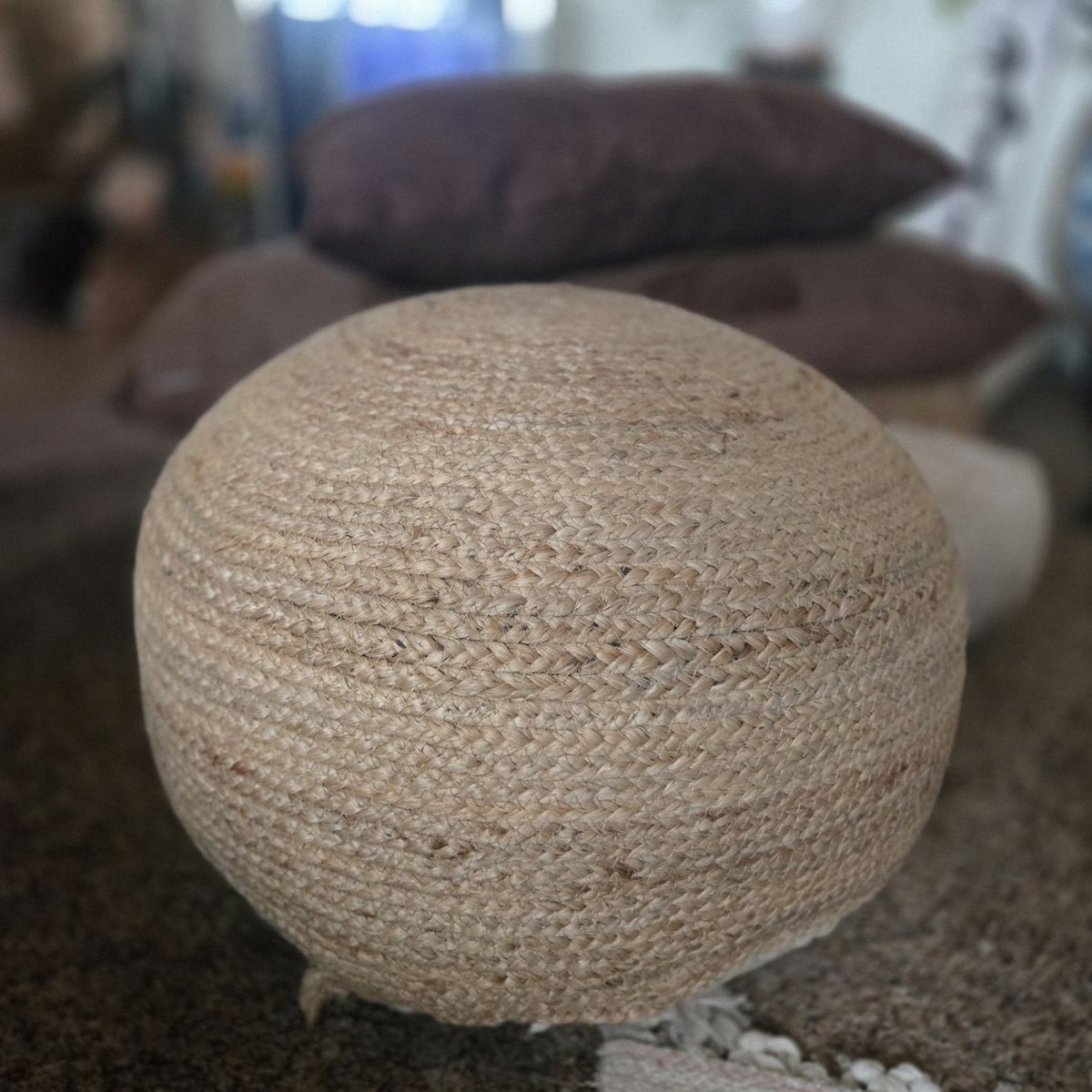 POUF & 5 Pillows NEW