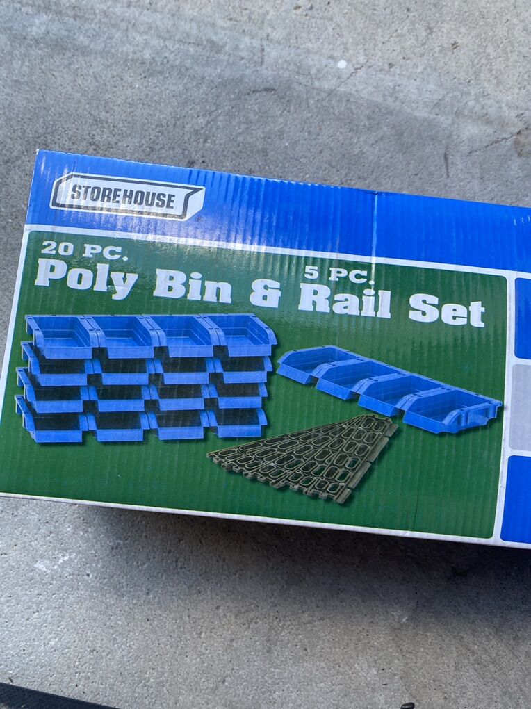 20pc Poly Bin & Rail Set (New In box)