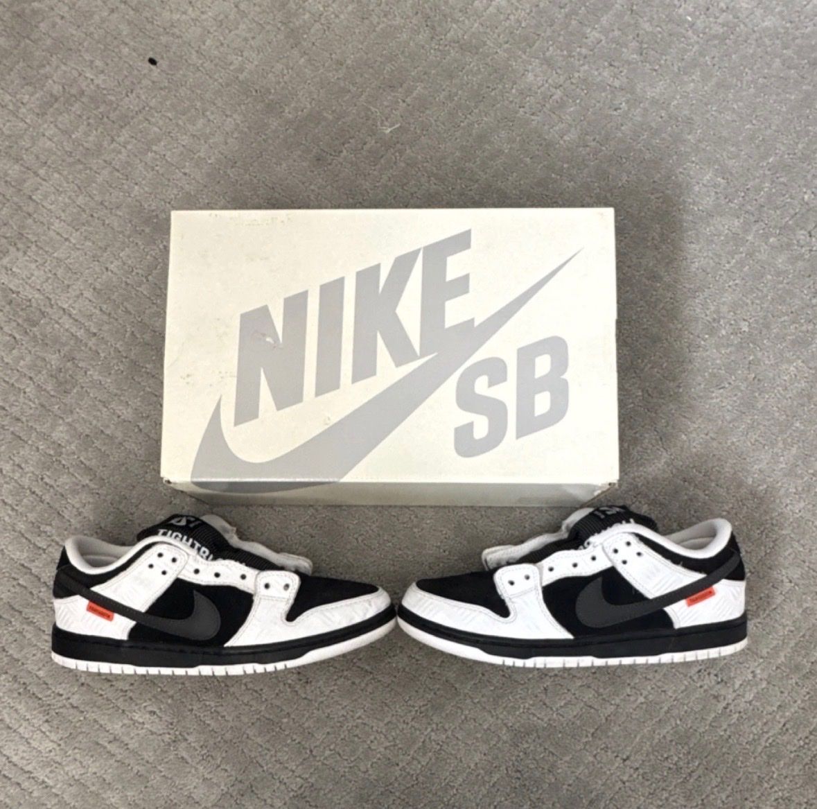 Nike SB Dunk Low TIGHTBOOTH Size Men’s 7.5