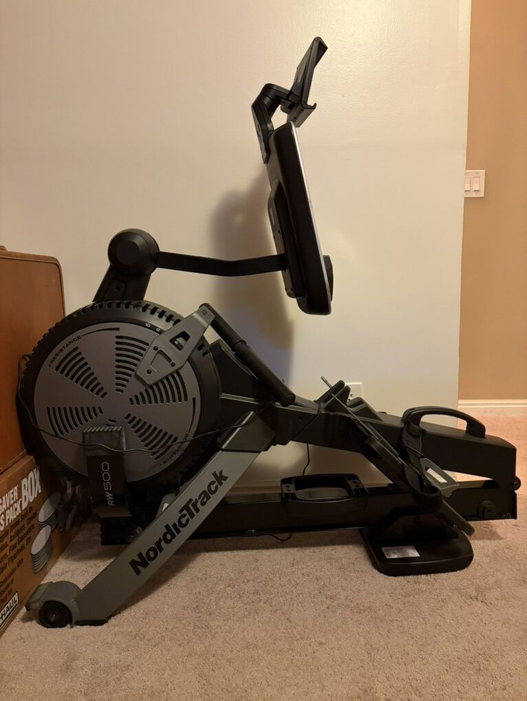 Nordic Track RW500 Rowing Machine