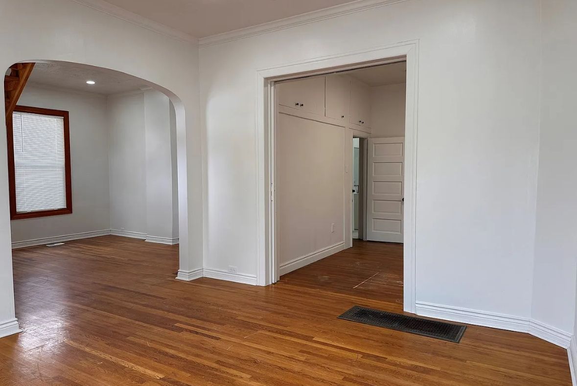 Main image 15