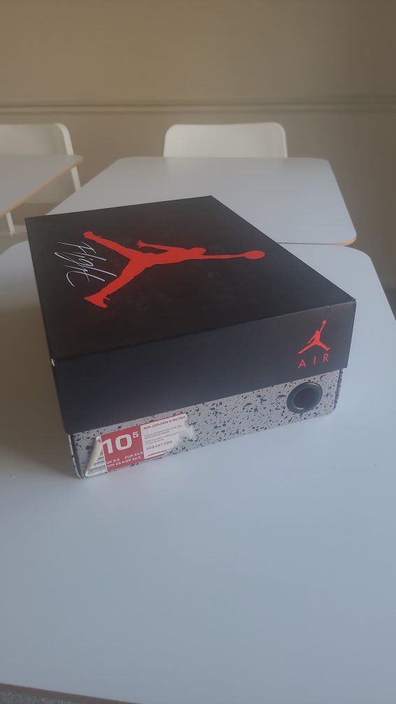Nike Air Jordan 4 Retro White Cement Size 10 with Box