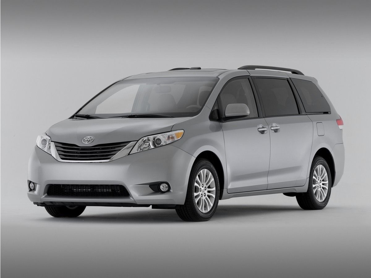 2011 Toyota Sienna 