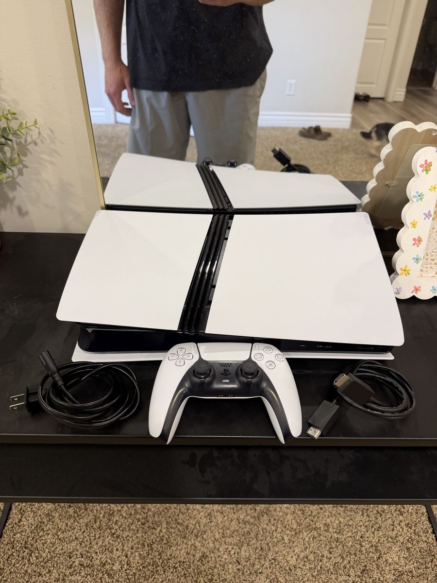 Sony PlayStation 5  Pro PS5 Console Disc Version with Controller and Cables - Excellent Condition