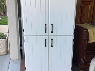 5 Adjustable Shelf Stotage Cabinet