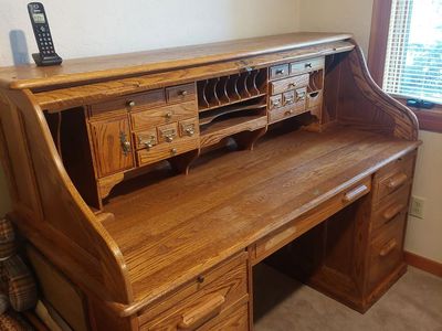 Beautiful Roll Top Desk