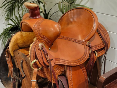 Burns Custom Saddle