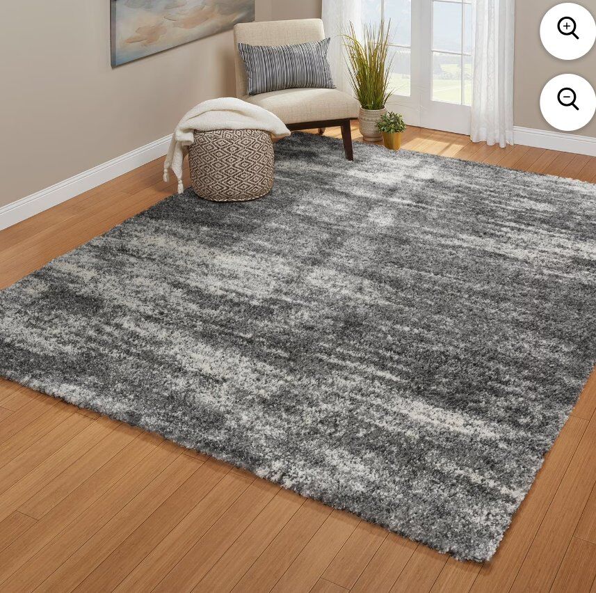 New 5ft 3in by 7ft 5in Area Rug