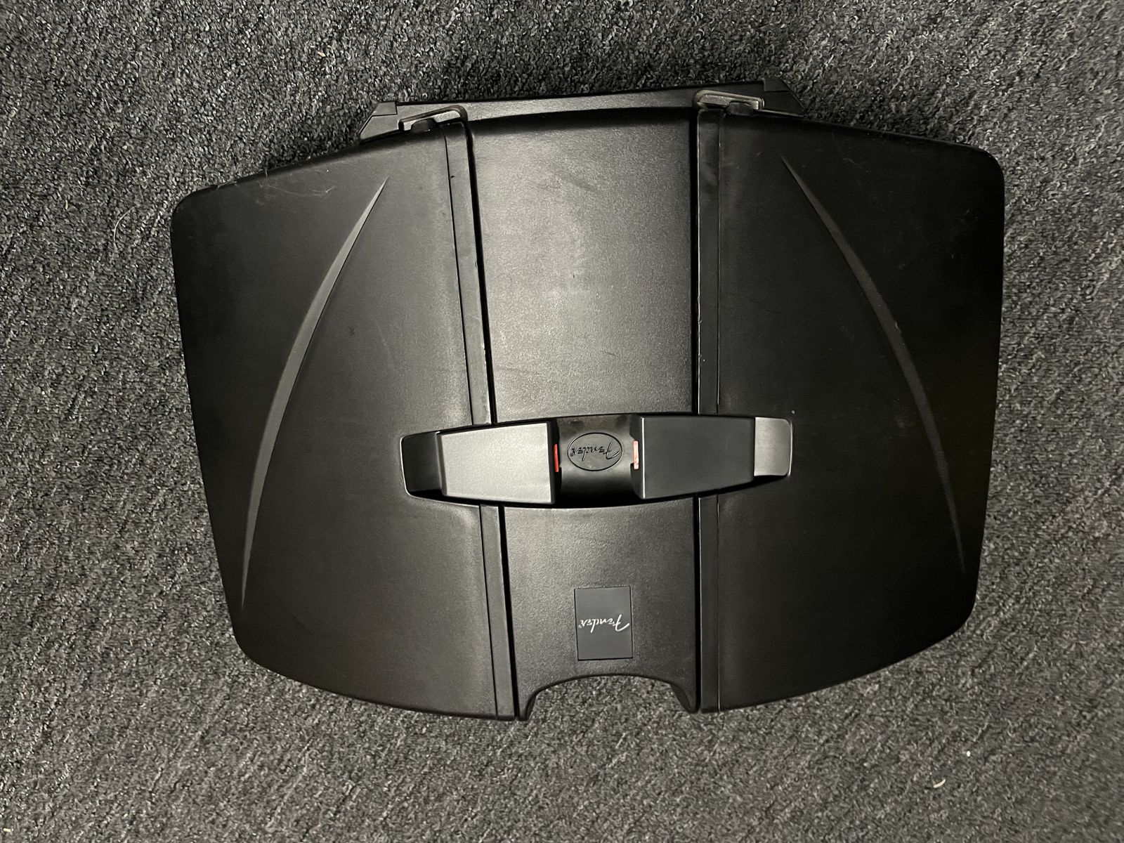 Main image 4
