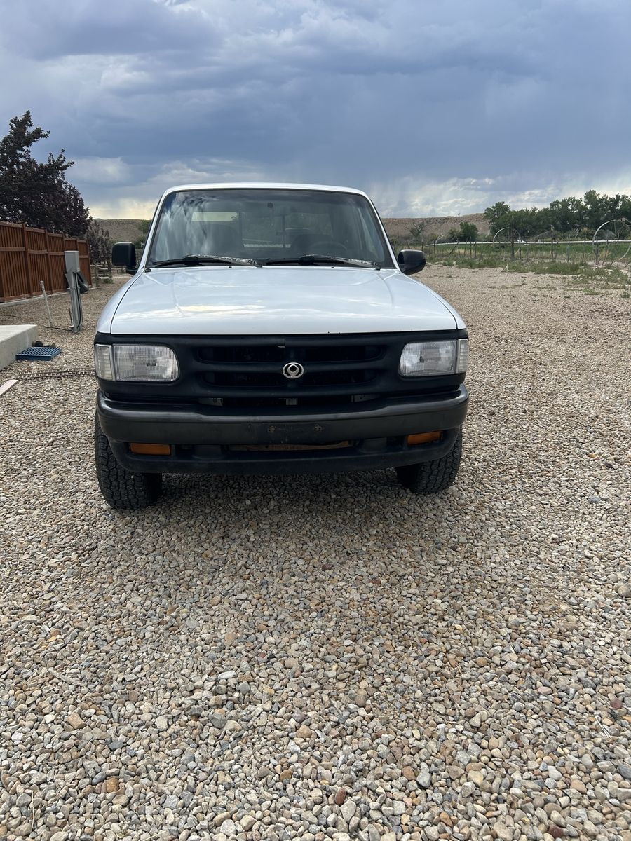 1994 Mazda B-Series 