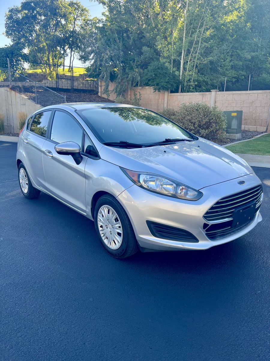 2015 Ford Fiesta SE