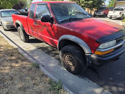 1999 Chevrolet S-10 LS