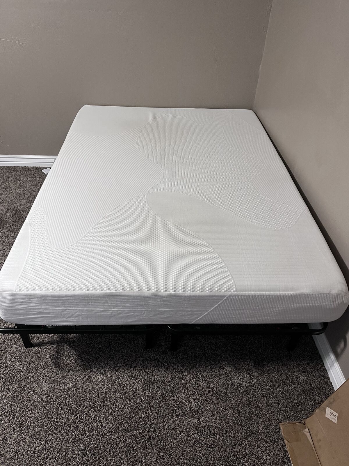 Full size memory foam mattress with bed frame