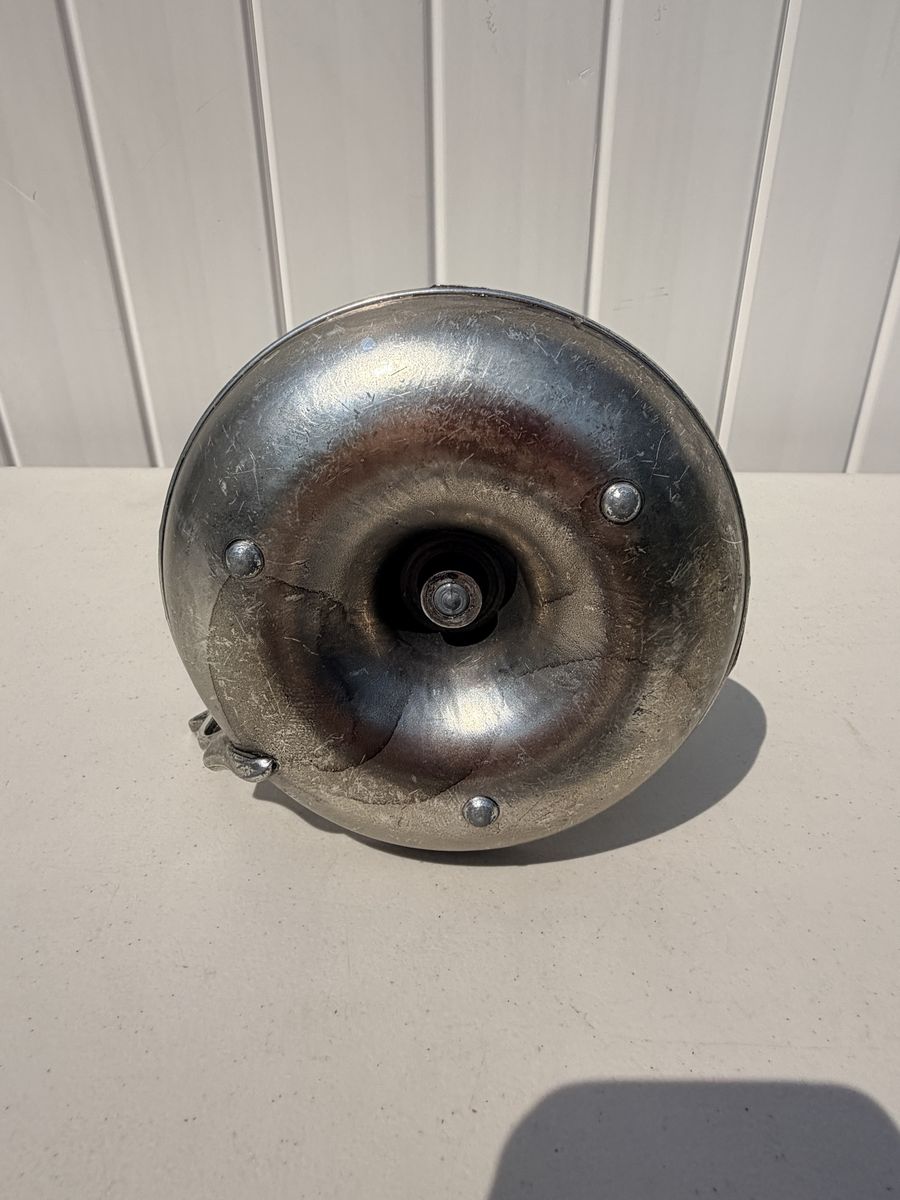 Main image 3