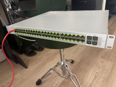 Ubiquiti UniFi US-48 48-Port Managed Gigabit Switch with SFP/SFP+