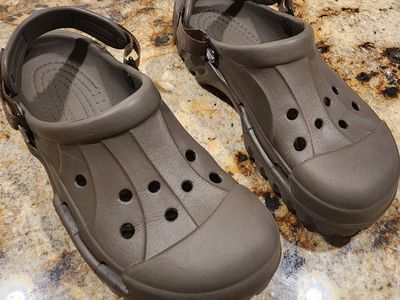 Mens Offroad CROCS, Size 11